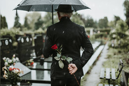 Beerdigung Kleidung - Trauerkleidung für Damen & Herren (Outfit Knigge)