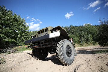 LKW | Militär-Truck Ural-375 fahren