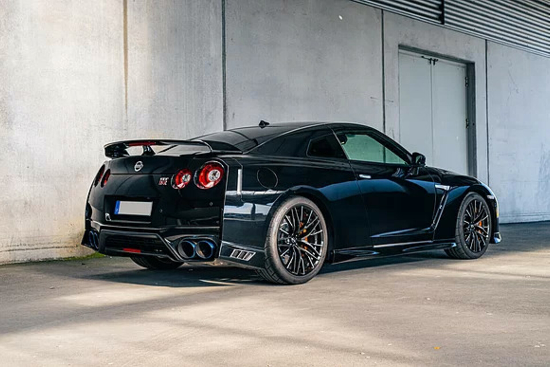 Nissan GT-R fahren