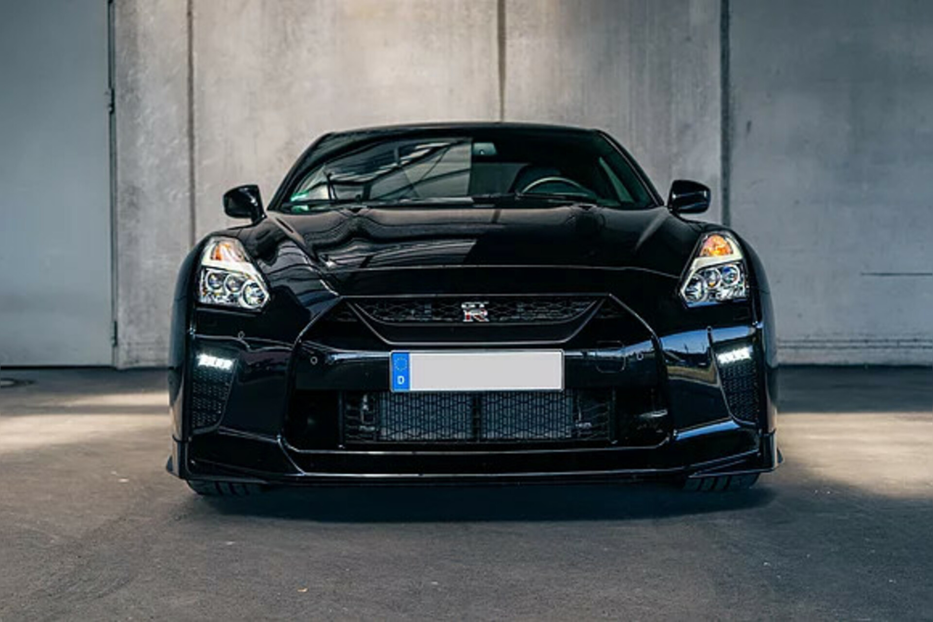 Nissan GT-R fahren