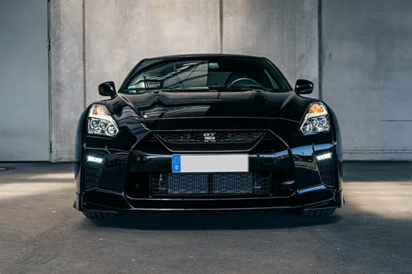 Nissan GT-R fahren