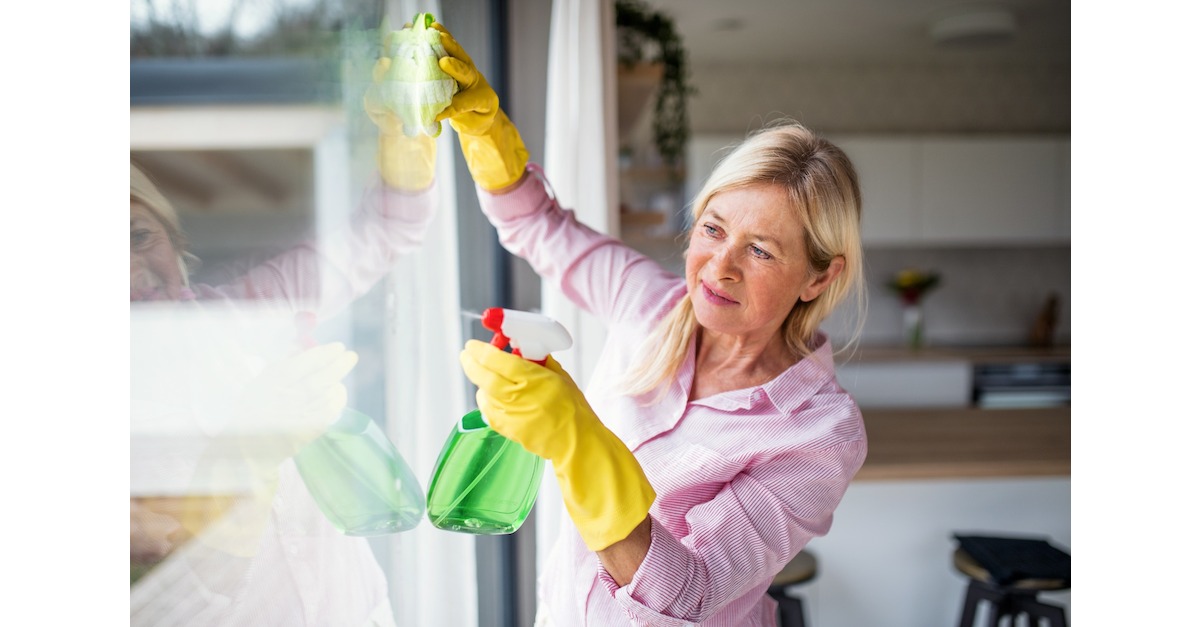Fenster streifenfrei putzen » Hausmittel & Tipps zum Reinigen